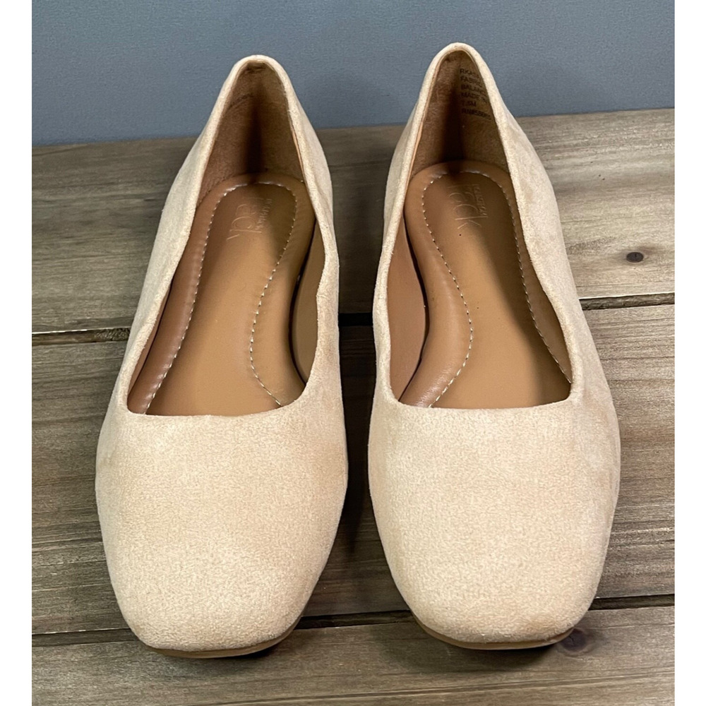 Nordstrom Rack Women's Aspen Flats Size 7.5 Light Tan Faux Suede Square Toe - Picture 4 of 12